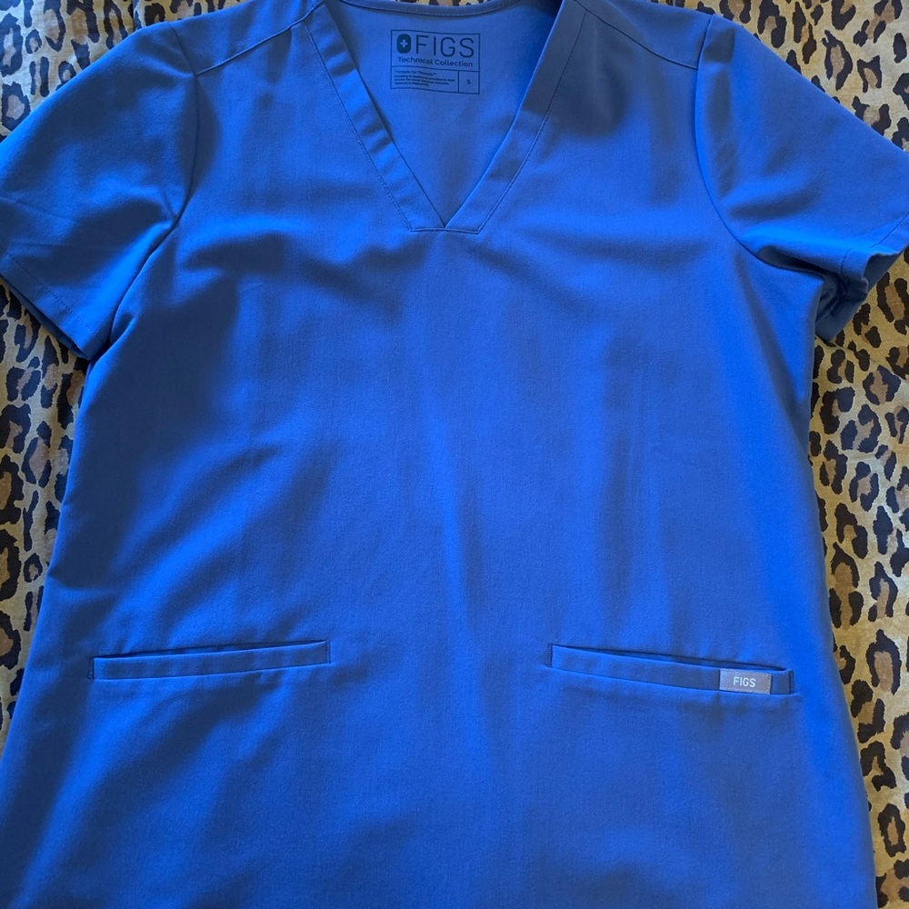 FIGS Big Sky Scrub Top